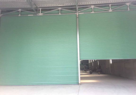 Các điều nên biết khi bảo dưỡng cửa cuốn khe thoáng tại nhà