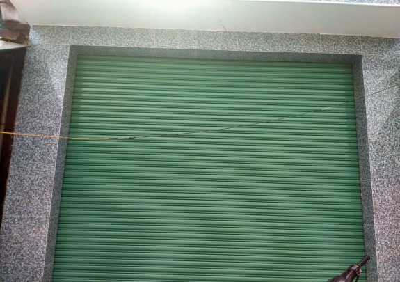 Đâu là nơi bán cửa cuốn công nghệ Đức giá rẻ tại TPHCM