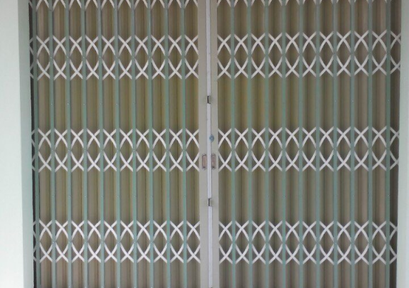 Địa chỉ chuyên lắp đặt cửa kéo siêu bền chất lượng tin cậy
