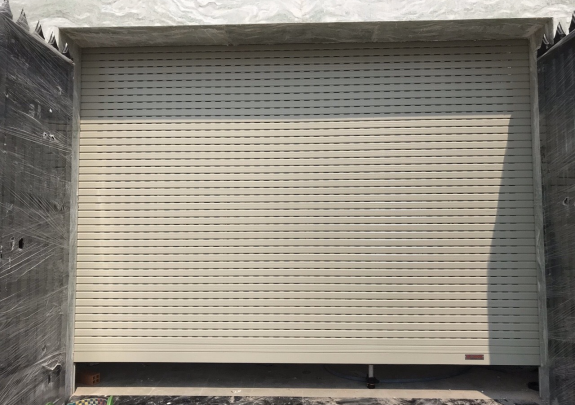Địa chỉ lắp đặt cửa cuốn Alphadoor giá rẻ quận 7