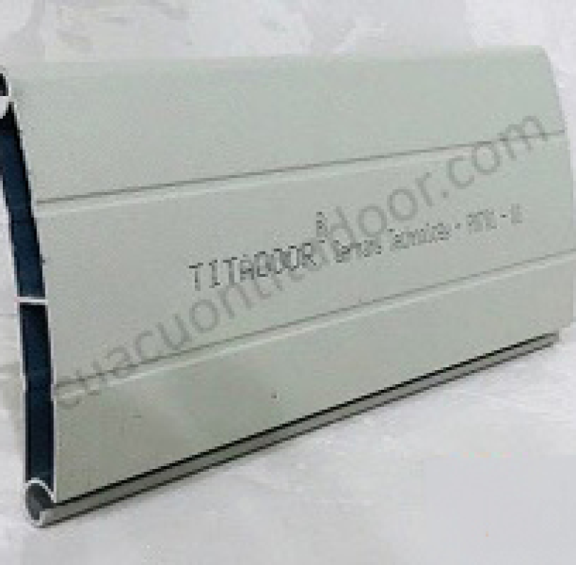 TITADOOR - 002