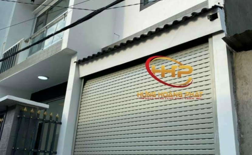 THI CÔNG CỬA CUỐN CÔNG NGHỆ ĐỨC MẶT TIỀN NHÀ PHỐ QUẬN 3