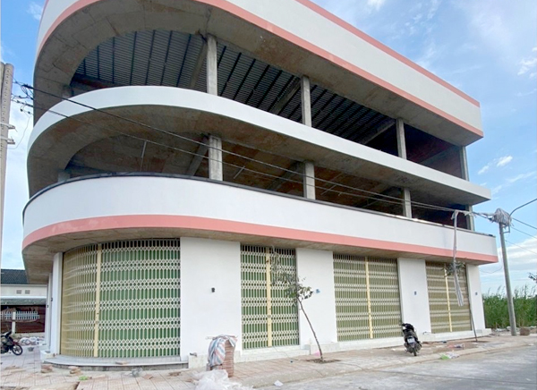 Cửa Kéo Đài Loan Chống Rỉ Sét Cho Nhà Phố TPHCM