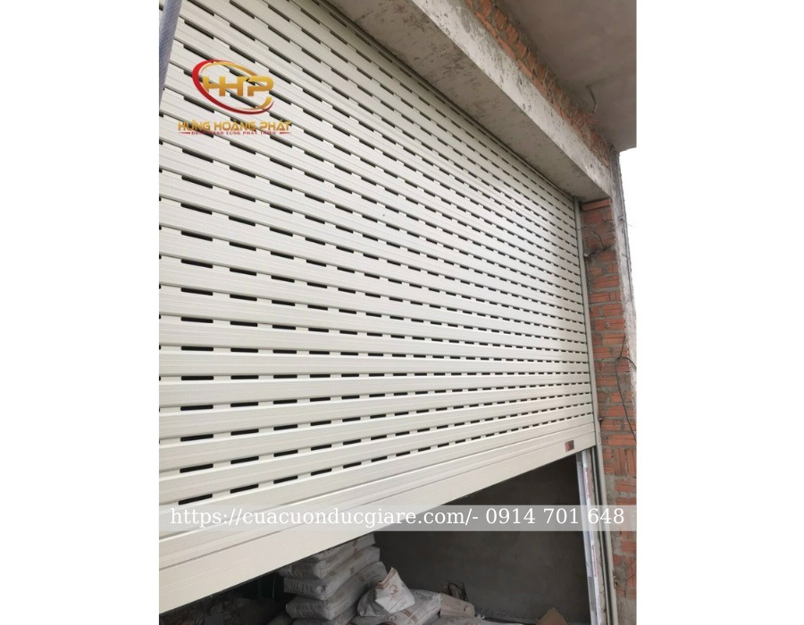 cửa cuốn siêu thoáng công nghệ đức titadoor pm 52sr