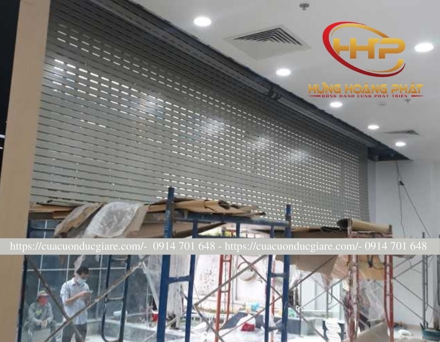 lắp đặt cửa cuốn đức chuyên nghiệp giá tốt tại quận 8